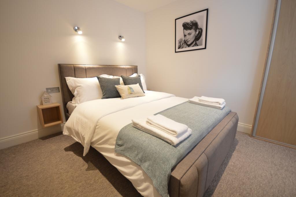 St Anne'S Court By Indigo Flats Apartment ลอนดอน ภายนอก รูปภาพ