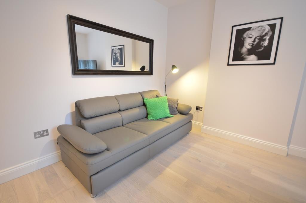 St Anne'S Court By Indigo Flats Apartment ลอนดอน ภายนอก รูปภาพ